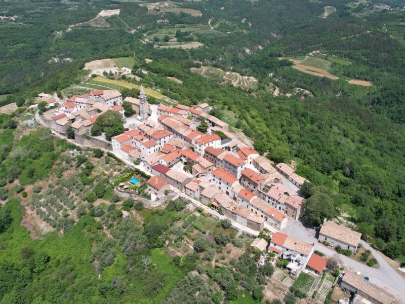 DJI 0436